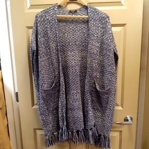 Yest Sleeveless Sweater Vest Cardigan- size 6 (Oversized)